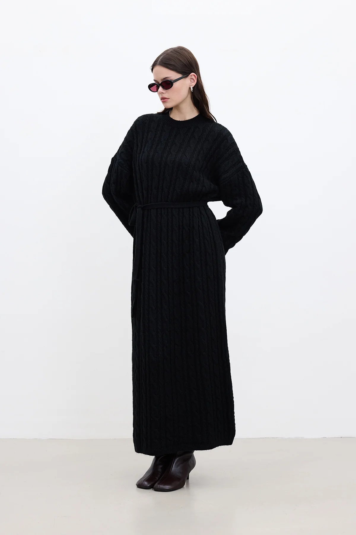 Cable Knit Sweater Dress Black