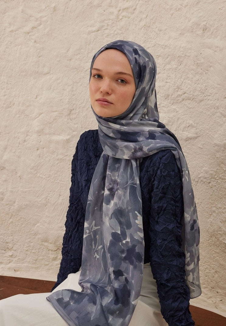 Lizzy Viscose Scarf Indigo