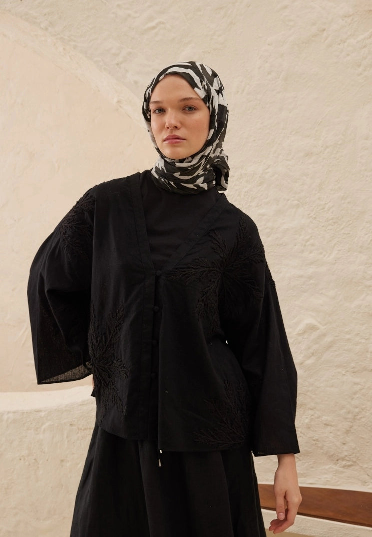 Petunia Viscose Scarf Black
