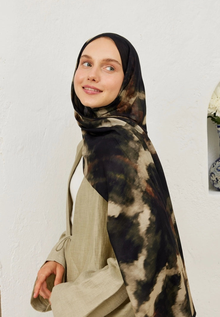 Batik Viscose Scarf Black