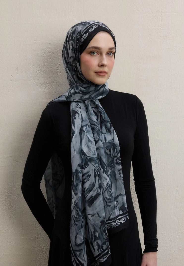 Margot Silk Crepe Scarf Black