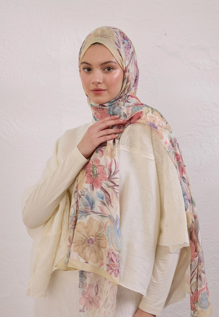 Vintage Garden Viscose Scarf Butter