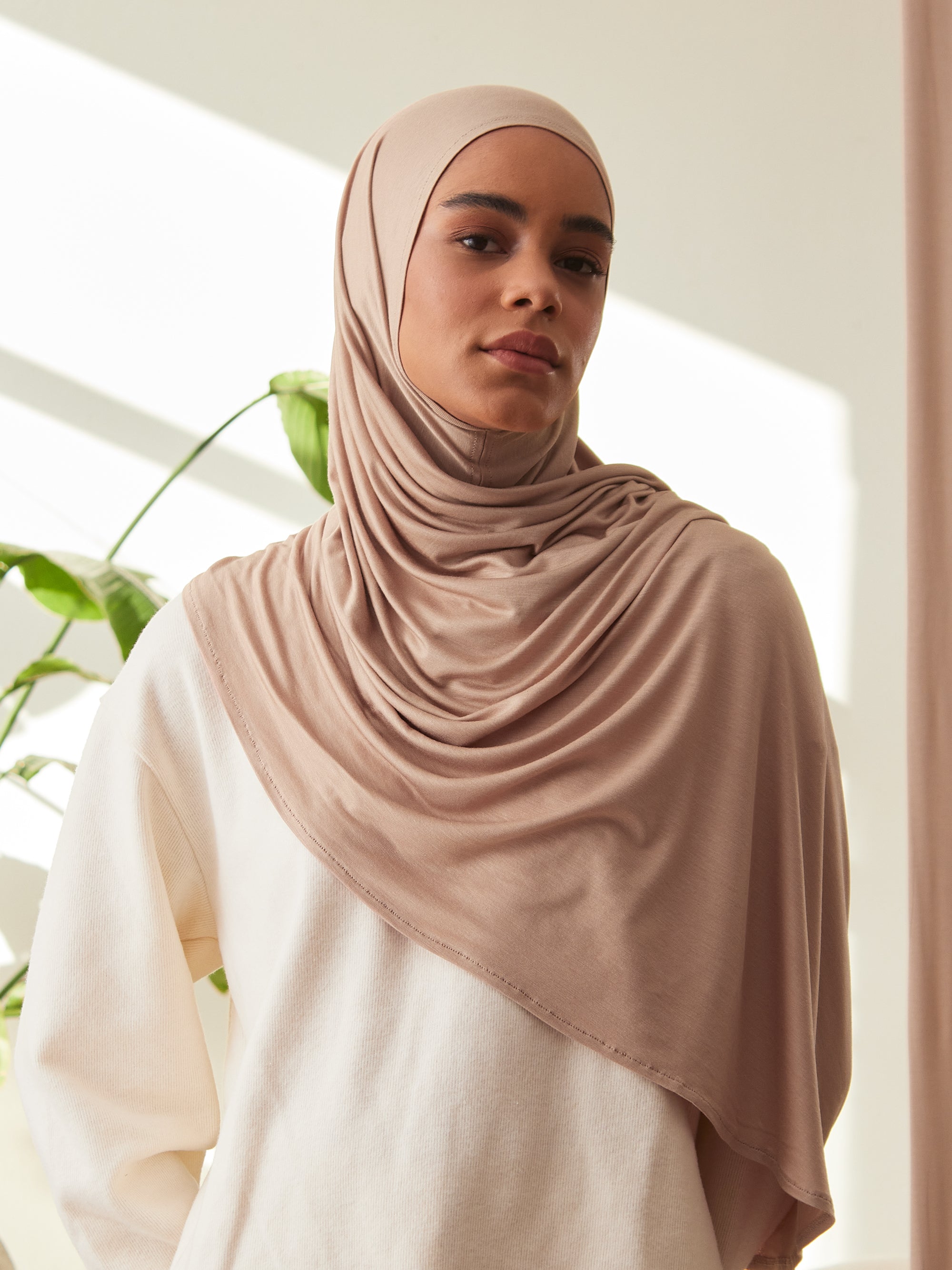 Instant Premium Jersey Hijab Warm Taupe