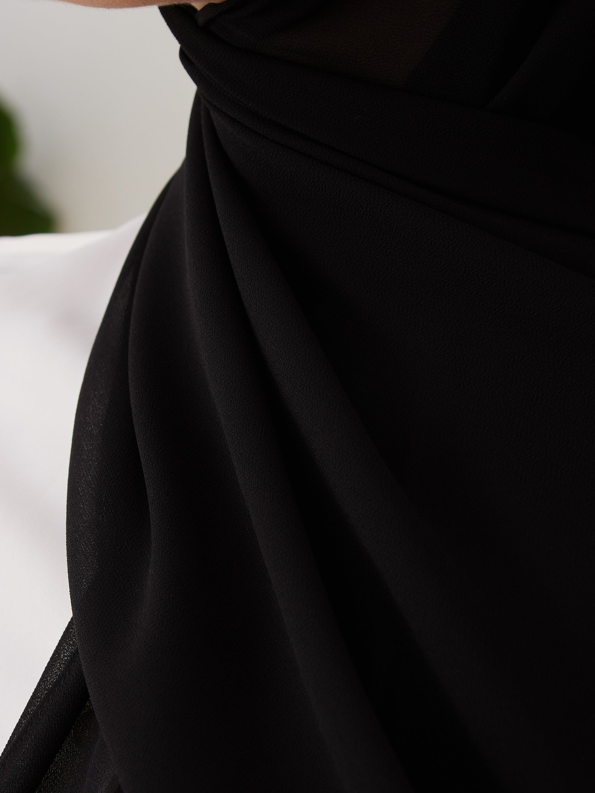 Deluxe Chiffon Hijab Black