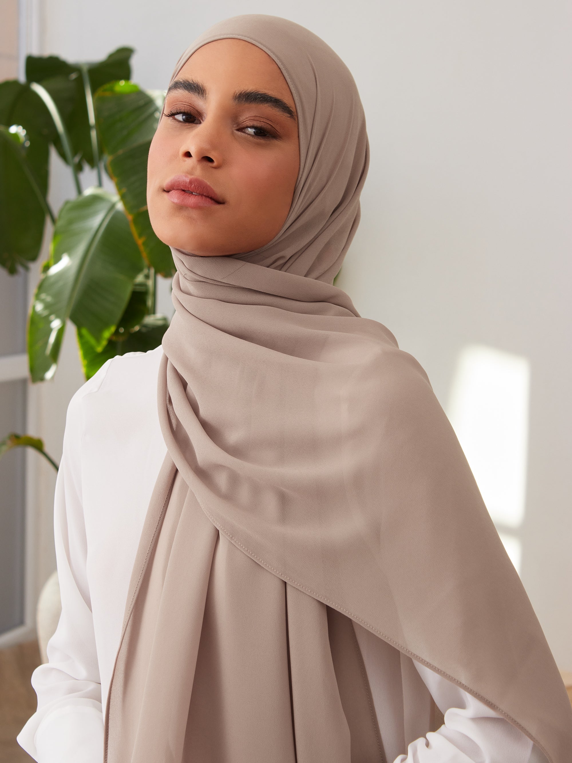 Deluxe Chiffon Hijab Mink