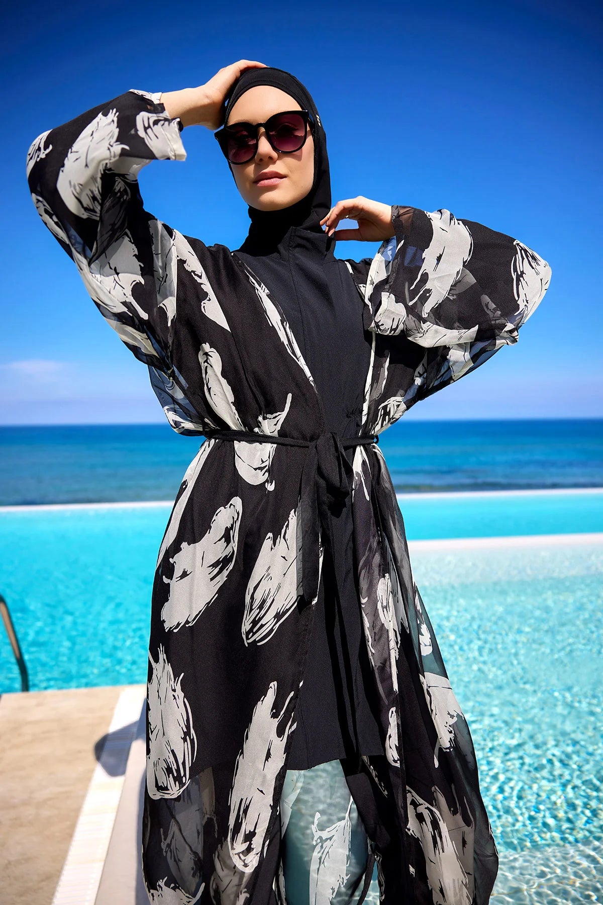 Silky Abstract Beach Kimono Black