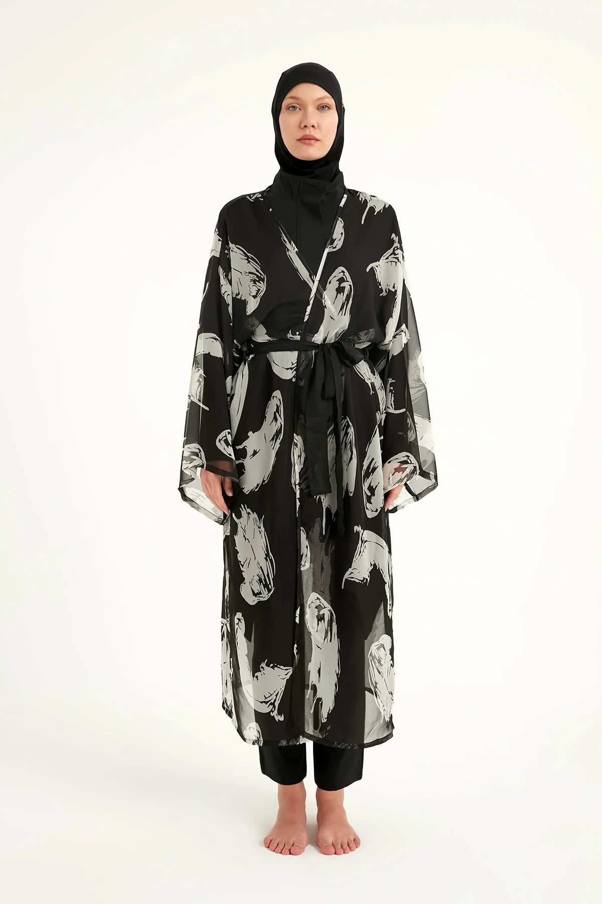 Silky Abstract Beach Kimono Black