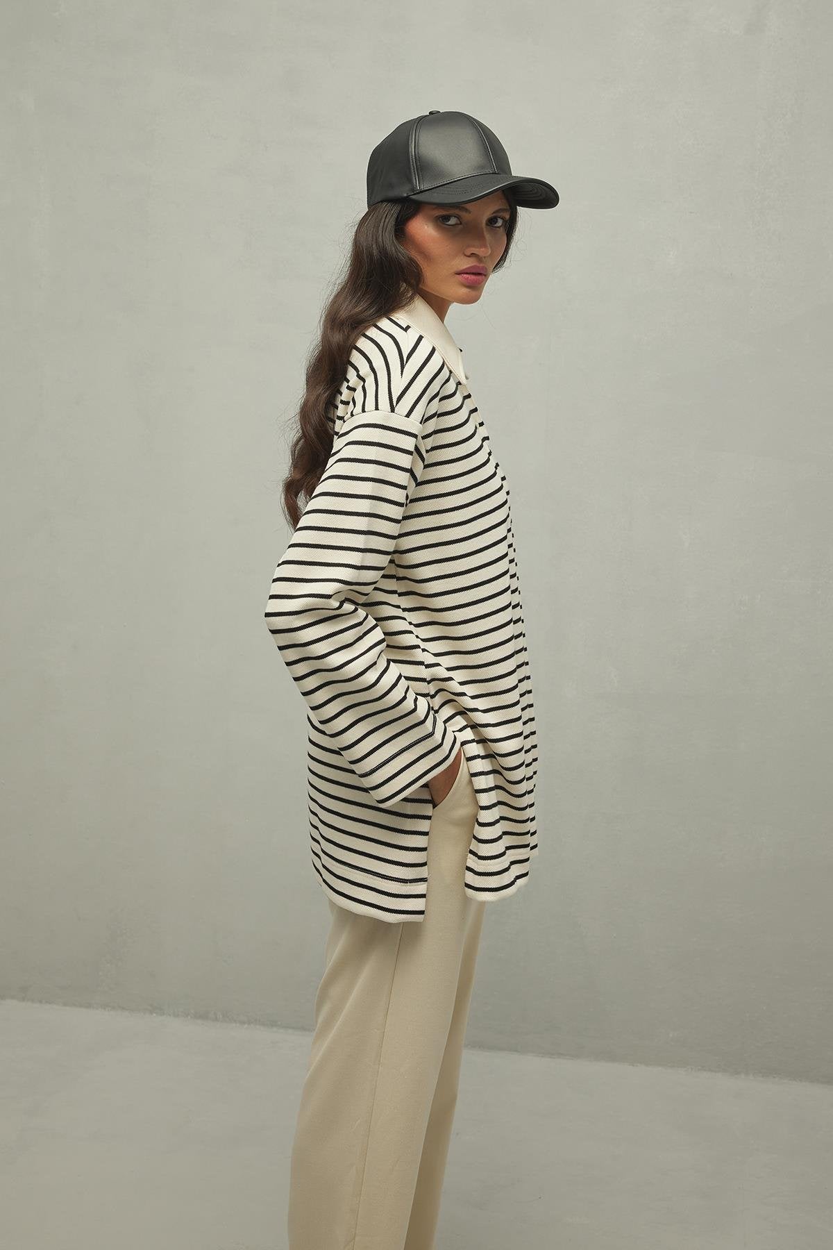 Polo Neck Sweatshirt Black Striped