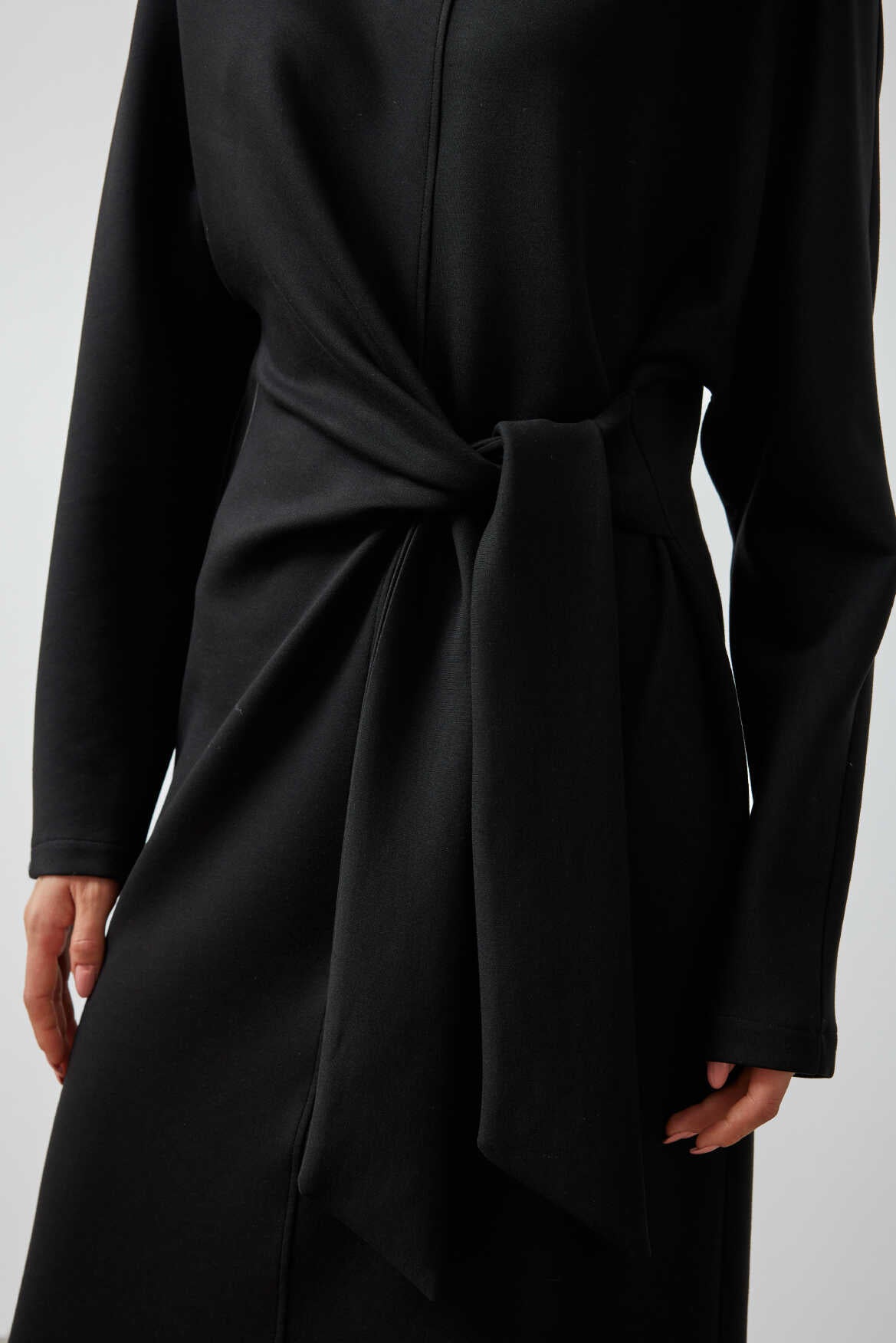 Side Knotted Dress Black